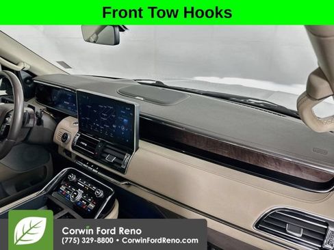 Used 2022 Lincoln Navigator Reserve AWD/4WD image 30