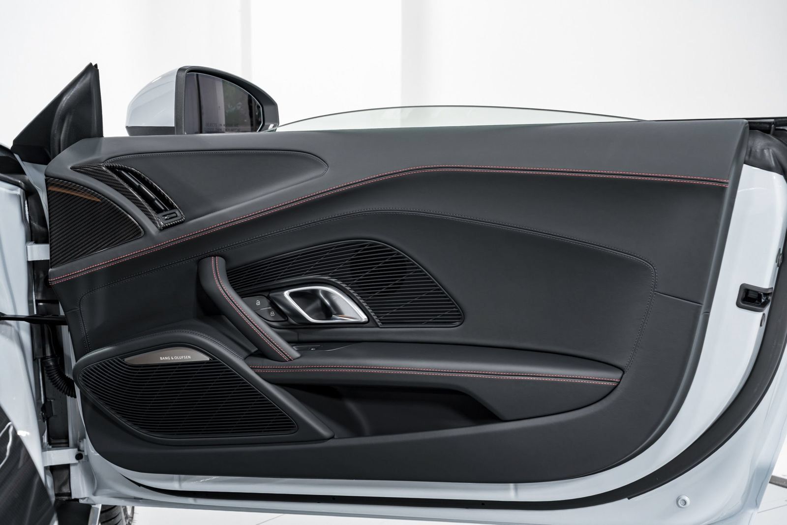 Used 2023 Audi R8 V10 performance RWD image 32