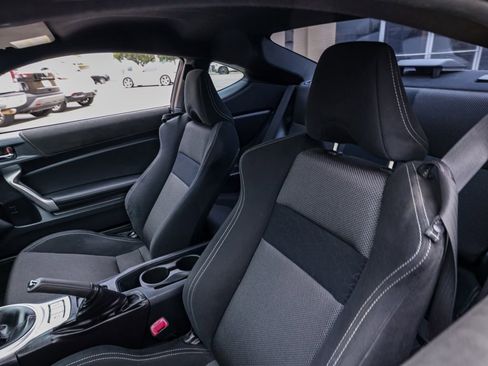 Used 2017 Toyota 86 image 47