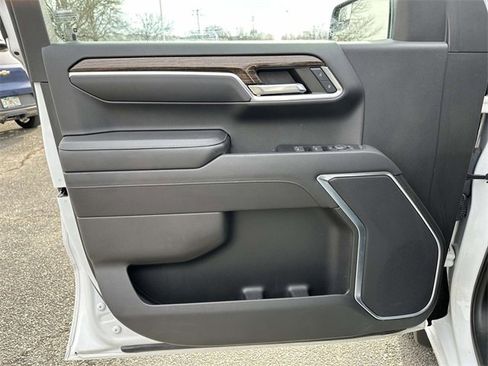 Used 2022 GMC Sierra 1500 Elevation image 16