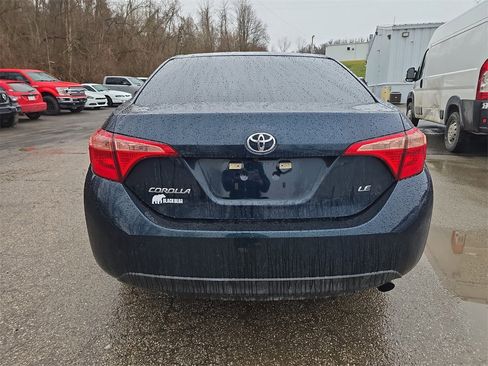 Used 2019 Toyota Corolla LE w/ Carpet Mat Package (TMS) image 5
