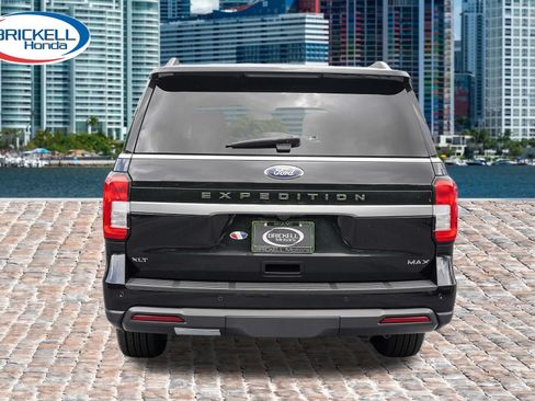 Used 2024 Ford Expedition Max XLT RWD image 6