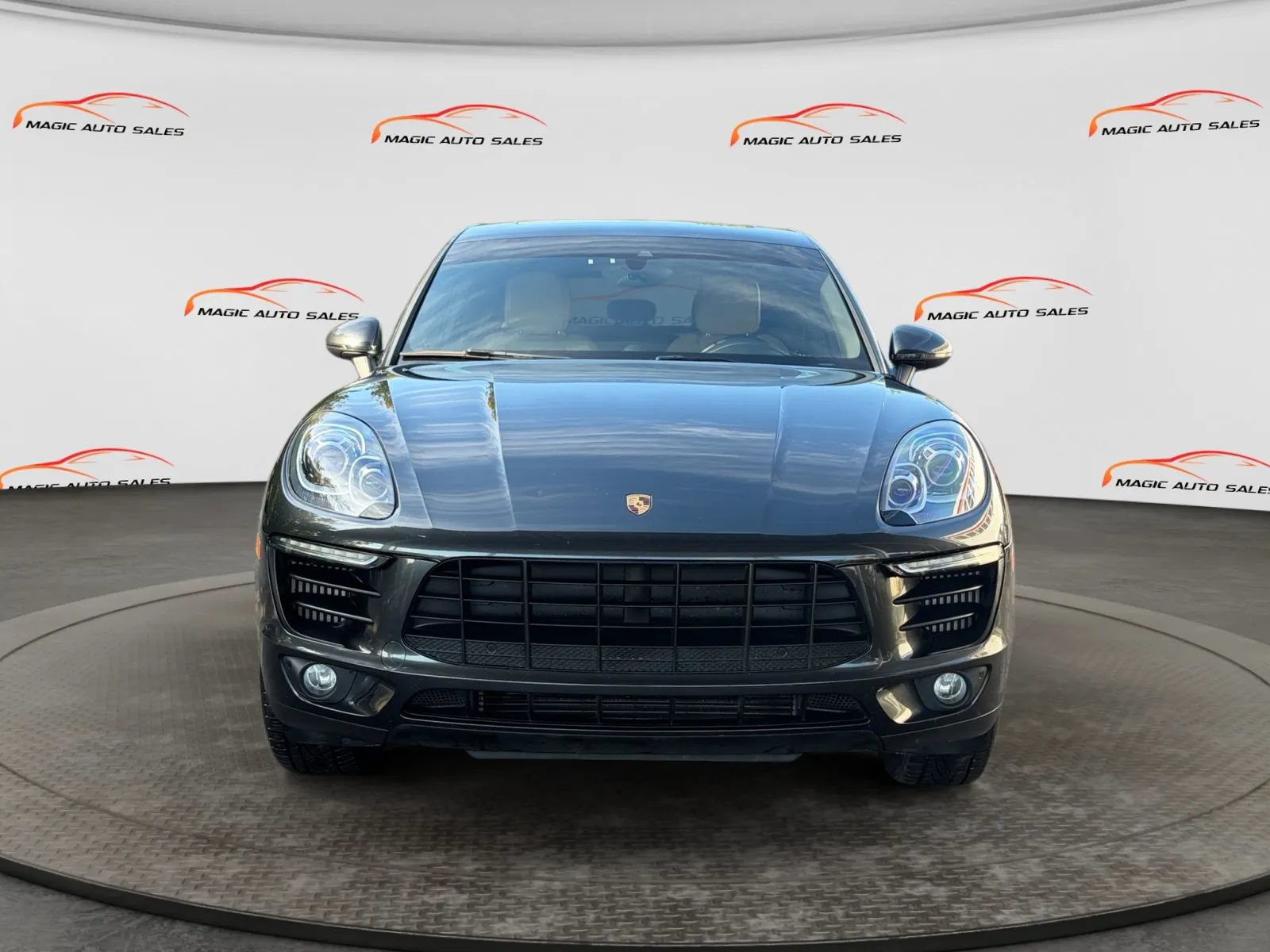 Used 2017 Porsche Macan S AWD/4WD image 3