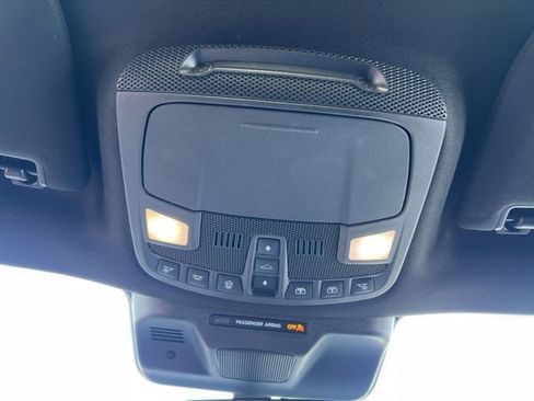 Used 2023 Ford Expedition Limited AWD/4WD image 36