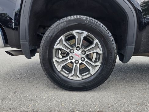 Used 2024 GMC Sierra 1500 SLT image 17