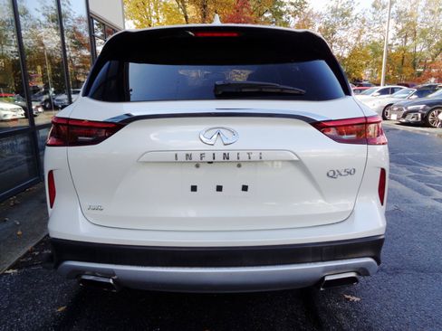 Used 2019 INFINITI QX50 Luxe w/ Cargo Package image 6