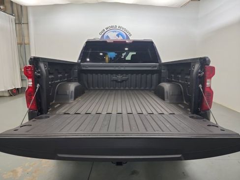 Used 2022 Chevrolet Silverado 1500 Custom image 9