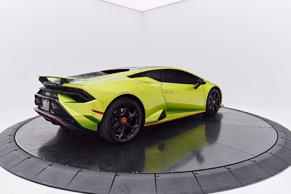 Used 2023 Lamborghini Huracan Tecnica RWD image 15