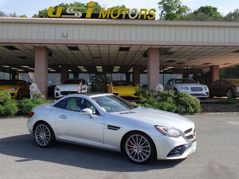Used 2017 Mercedes-Benz SLC 300 image 23