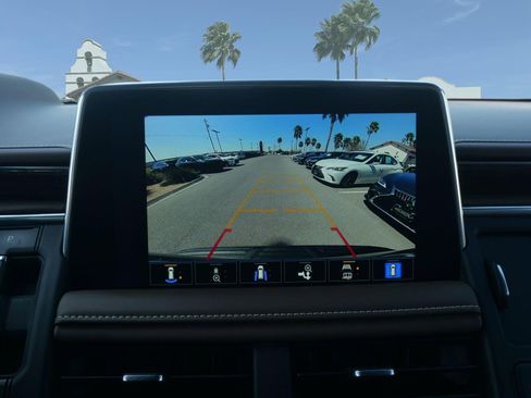 Used 2023 Chevrolet Tahoe High Country image 28