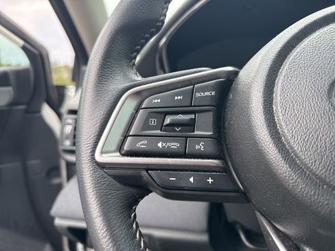 Used 2025 Subaru Outback Premium w/ Popular Package #1 image 9