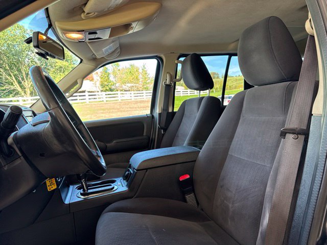 Used 2010 Ford Explorer XLT AWD/4WD image 12