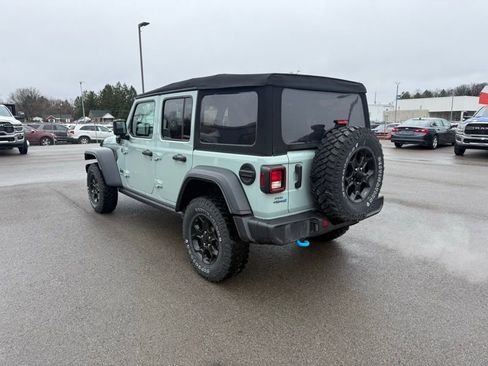 Used 2023 Jeep Wrangler Unlimited w/ Cold Weather Group image 8