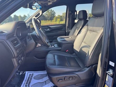 Used 2024 Chevrolet Suburban RST AWD/4WD image 24