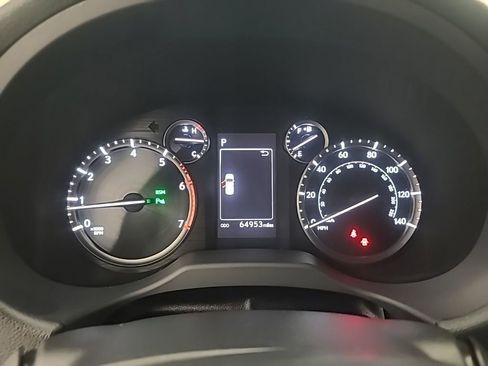 Used 2022 Lexus GX 460 Premium w/ Accessory Package image 32