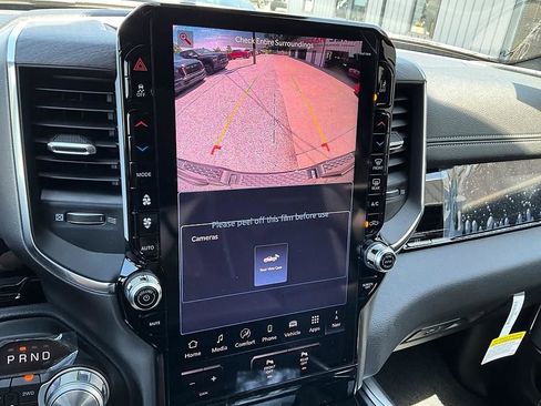 New 2026 RAM 1500 Laramie AWD/4WD image 21