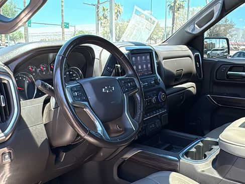 Used 2020 Chevrolet Silverado 1500 LT Trail Boss AWD/4WD image 18