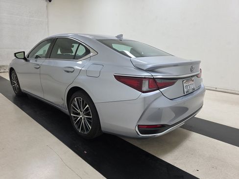 Used 2022 Lexus ES 300h w/ Premium Package FWD image 6