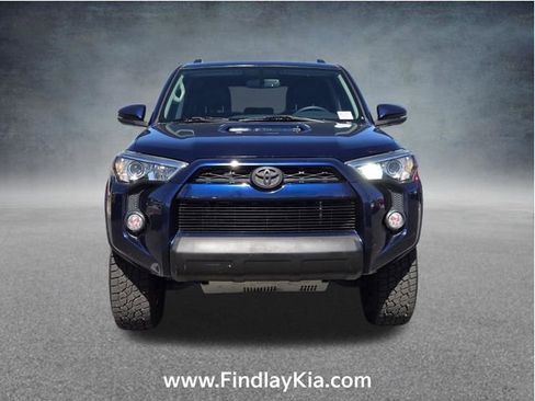 Used 2018 Toyota 4Runner TRD Off-Road Premium image 2