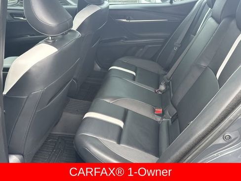 Used 2025 Toyota Camry SE w/ Multimedia Upgrade Package FWD image 5