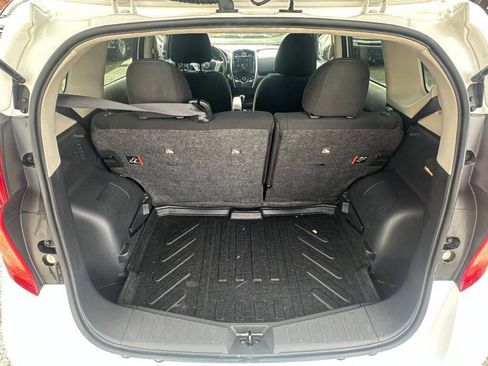 Used 2015 Nissan Versa Note SV FWD image 24