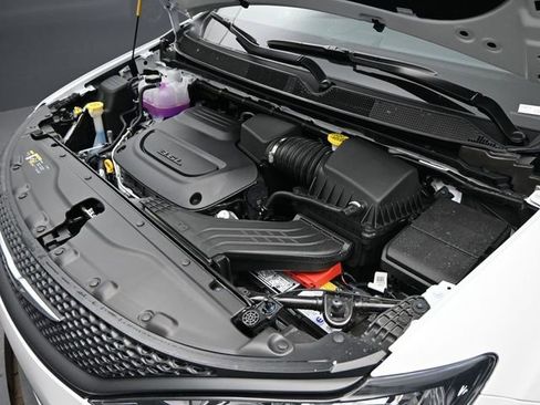 New 2026 Chrysler Voyager LX image 42