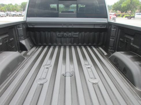 New 2026 GMC Sierra 2500 AT4X w/ AT4X AEV Edition AWD/4WD image 7