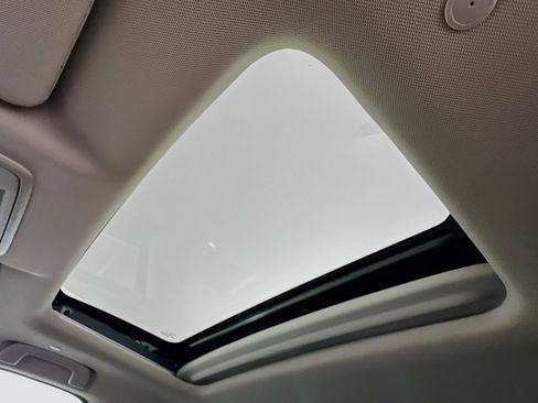 Used 2025 Honda CR-V EX-L image 25