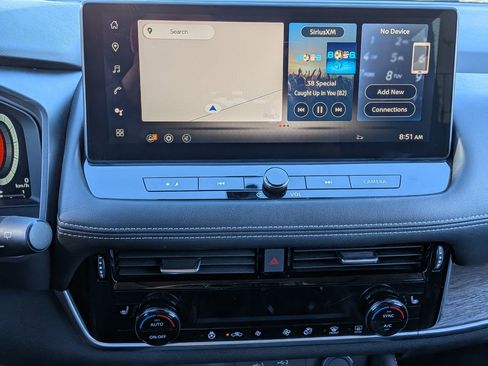 Certified 2024 Nissan Rogue Platinum image 19