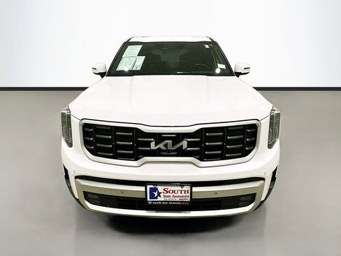Used 2024 Kia Telluride SX w/ Towing Package FWD image 2
