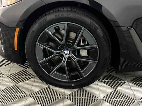 Used 2025 BMW i4 eDrive40 image 19