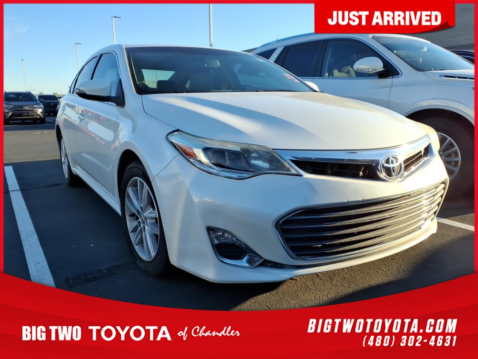 Used 2014 Toyota Avalon XLE Premium FWD image 1