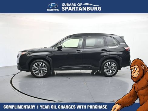 Certified 2025 Subaru Forester Touring w/ Popular Package - Touring AWD/4WD image 4
