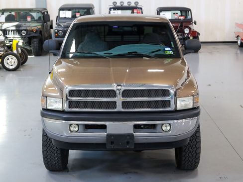 Used 2000 Dodge Ram 2500 Truck 4x4 Regular Cab image 3