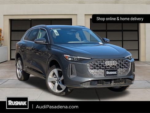 New 2025 Audi Q5 Premium Plus image 1