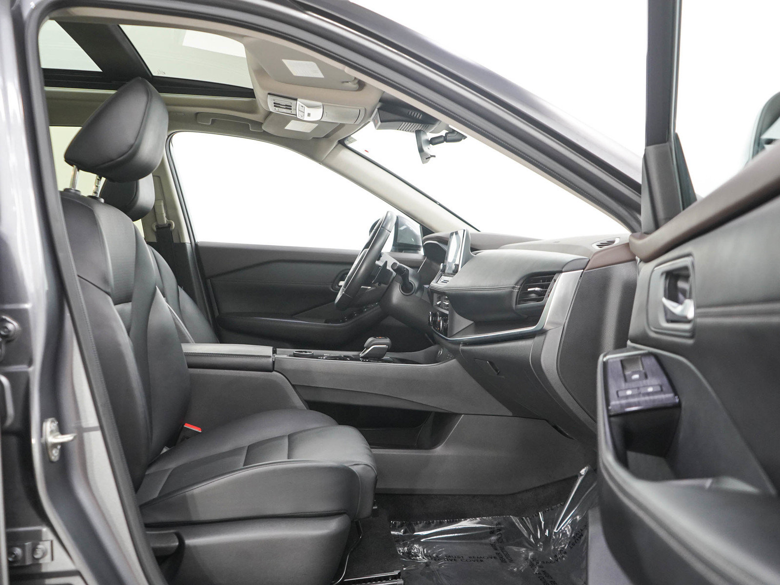 Used 2023 Nissan Rogue SV w/ SV Premium B Package AWD/4WD image 11