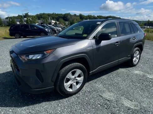 Certified 2019 Toyota RAV4 LE AWD/4WD image 4