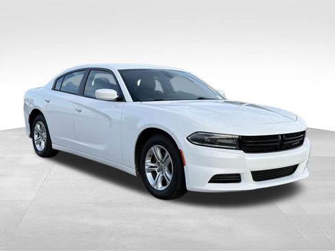 Used 2020 Dodge Charger SXT RWD image 24
