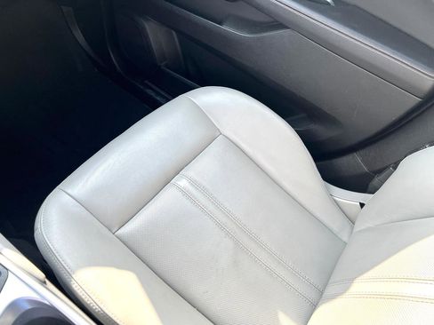 Used 2014 Cadillac SRX Luxury w/ Driver Awareness Package image 30