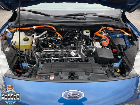 Used 2022 Ford Escape Titanium w/ Titanium Premium Package FWD image 12
