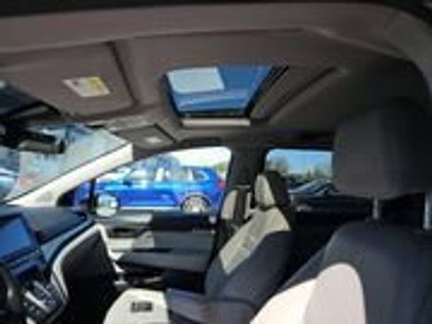 Used 2023 Honda Odyssey EX-L image 16