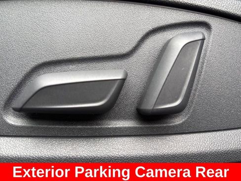 Used 2025 Audi Q5 2.0T Premium AWD/4WD image 22