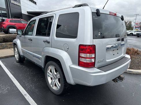 Used 2012 Jeep Liberty Limited Jet w/ Comfort/Convenience Group image 6