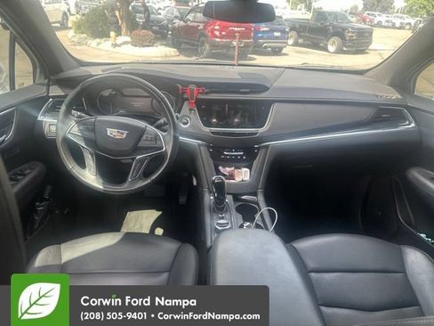 Used 2021 Cadillac XT5 Premium Luxury AWD/4WD image 10