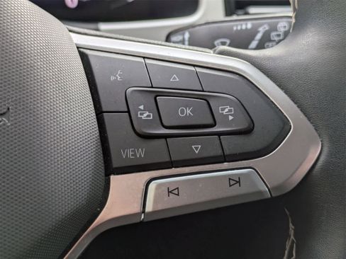 Used 2023 Volkswagen Atlas SE image 9