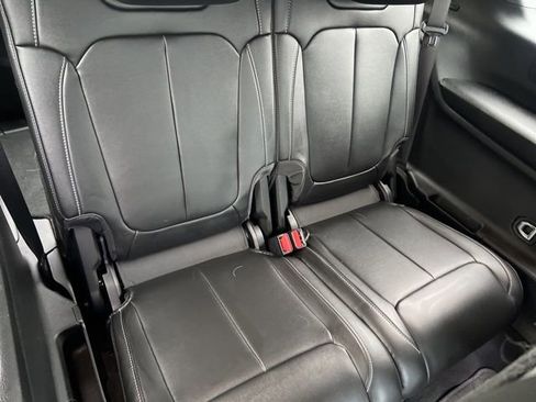 Used 2025 Jeep Grand Cherokee L Limited w/ Black Appearance Package image 13