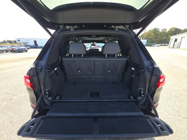 Used 2021 BMW X7 M50i AWD/4WD image 15