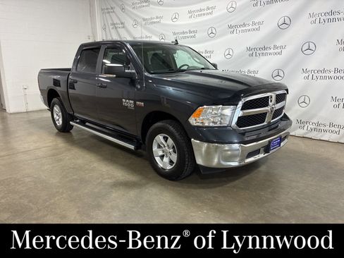 Used 2020 RAM 1500 Classic SLT w/ Luxury Group image 1