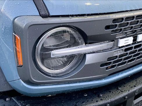 Used 2024 Ford Bronco Badlands image 26