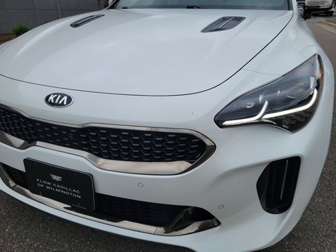 Used 2020 Kia Stinger GT2 AWD/4WD image 30